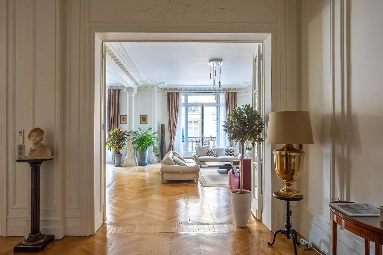 Lägenhet Prestigious Appartement Trocadero Paris