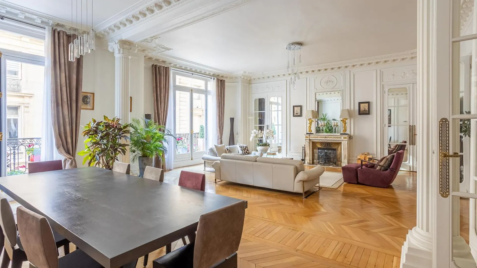 Lägenhet Prestigious Appartement Trocadero Paris
