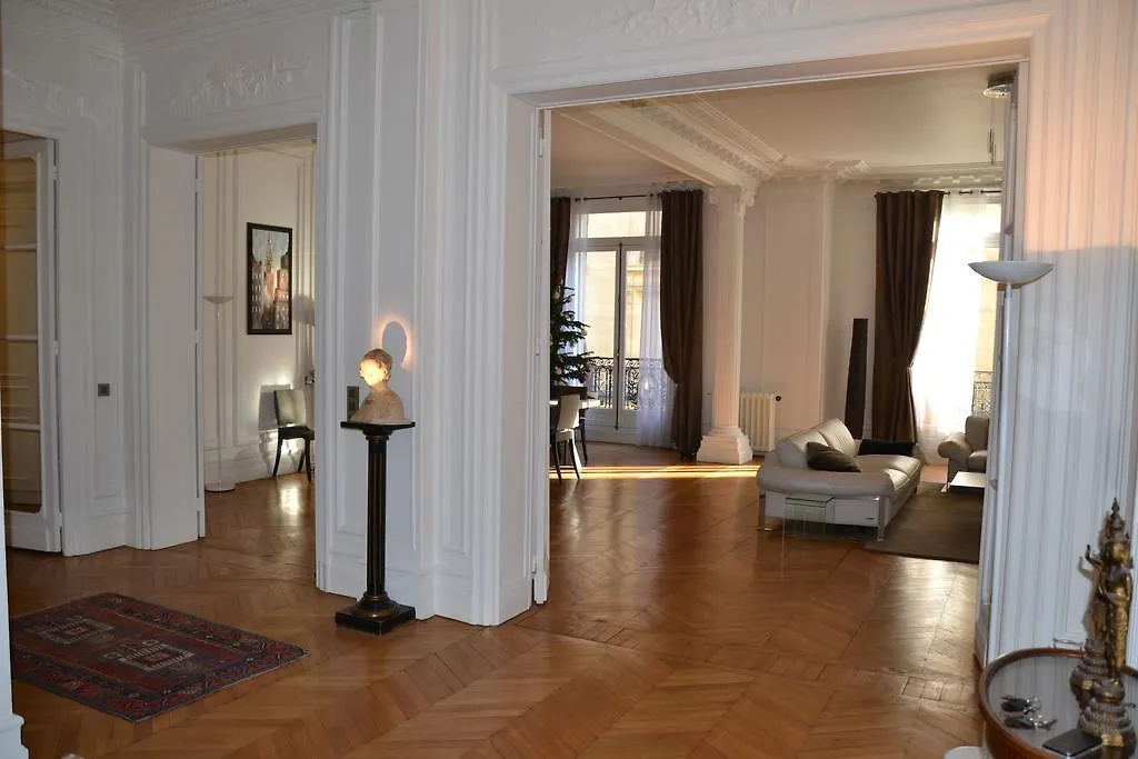 Prestigious Appartement Trocadero Paris